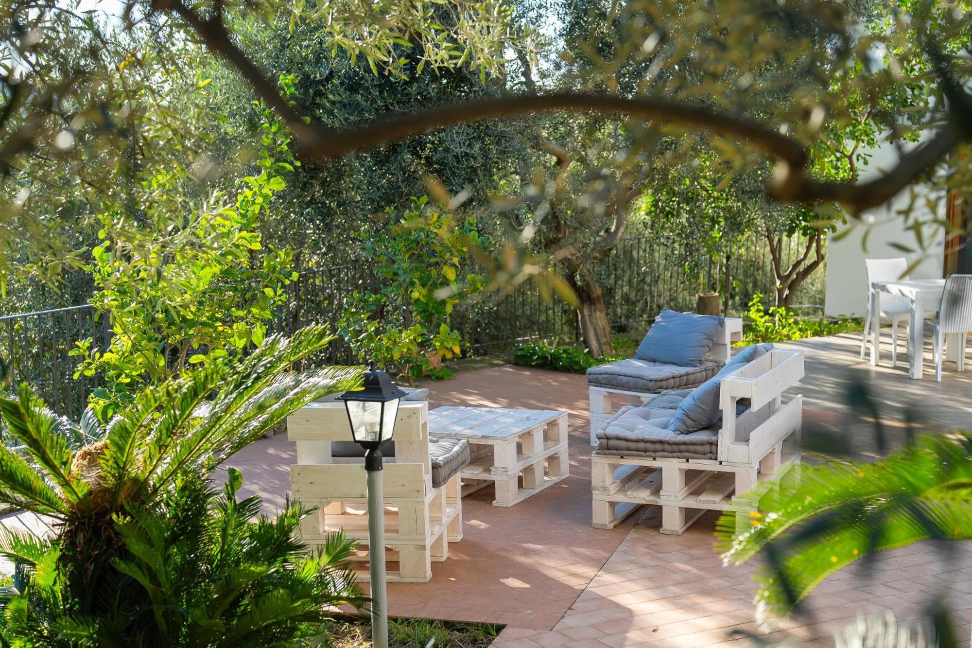 Agriturismo Nonno Luigino ヴィーコ・エクエンセ エクステリア 写真